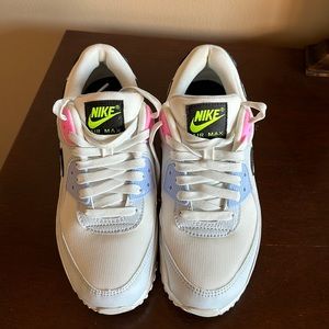 Nike Air Max 90 Size 7.5